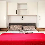 1 Bedroom Gorgeous In ヴォディツェ