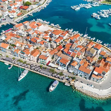 Appartement 1 Bedroom Gorgeous In *