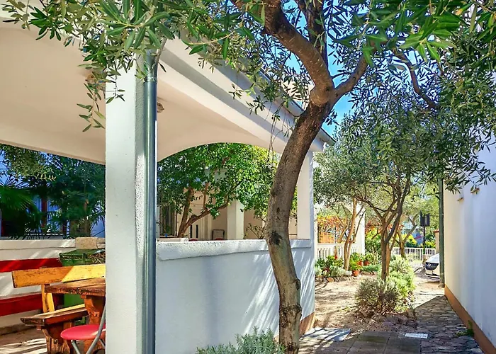 1 Bedroom Gorgeous In *