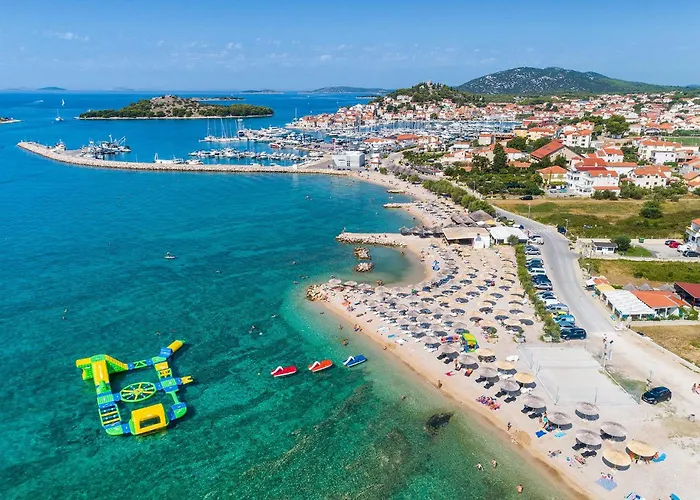 1 Bedroom Gorgeous In *